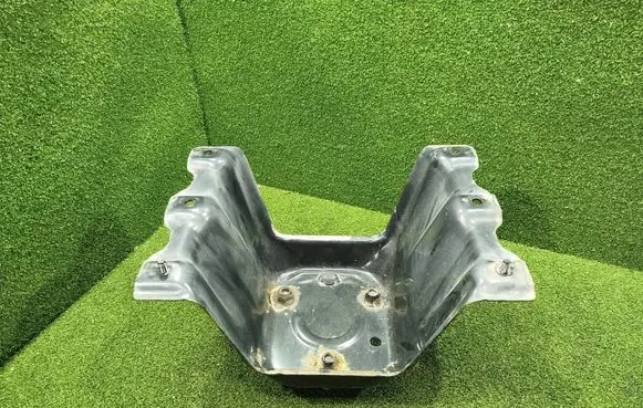 Mitsubishi Pajero Spare wheel section trim MR436000