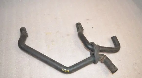 Mercedes-Benz E W210 Engine coolant pipe/hose 2108326394