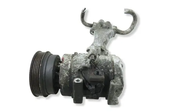 Toyota Avensis T220 Air conditioning (A/C) compressor (pump) 4472204222