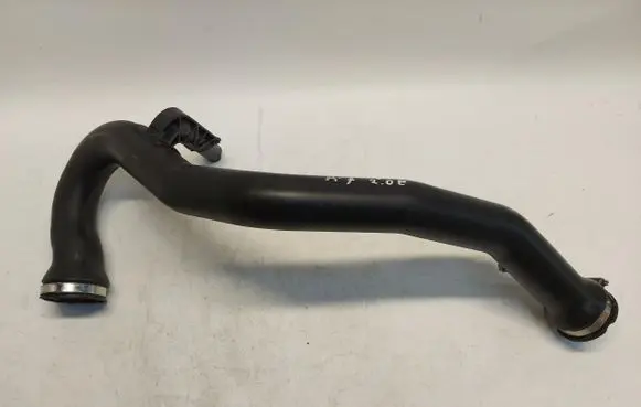 Air intake hose/pipe