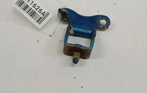 Nissan Pixo Rear door lower hinge