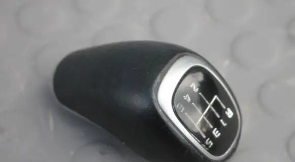 KIA Ceed Gear lever shifter trim leather/knob GALKA-6-BIEGOW