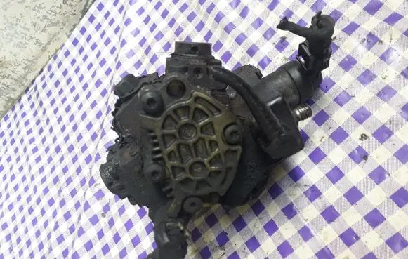 KIA Ceed Fuel injection high pressure pump H134