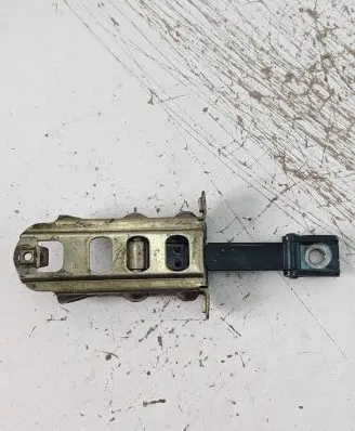 Mercedes-Benz C W203 Front door check strap stopper 2027200216 2107200116 A2027200216