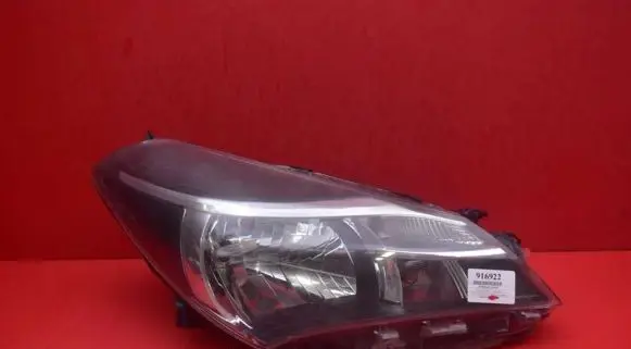 Toyota Yaris Headlight/headlamp 0D-158