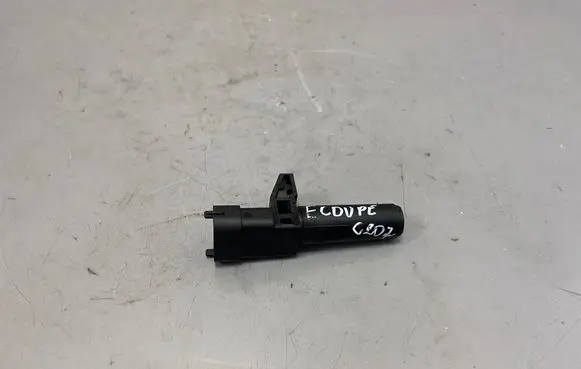 Mercedes-Benz E C207 W207 Crankshaft position sensor A2769050700