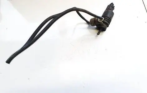 Volkswagen Touran I Windscreen/windshield washer pump 1t0955651a