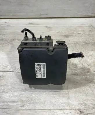 BMW X5 E70 ABS Pump 6798286 6798284