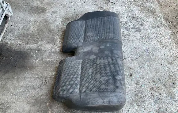 Mercedes-Benz Sprinter W906 Front passenger seat console base 7333