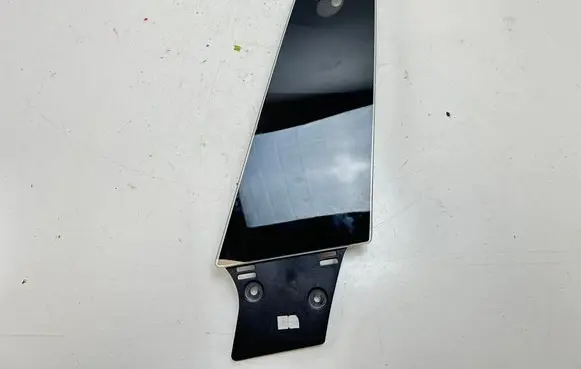 Tesla Model S (B) Pillar trim (exterior) 108389900C 109230600E