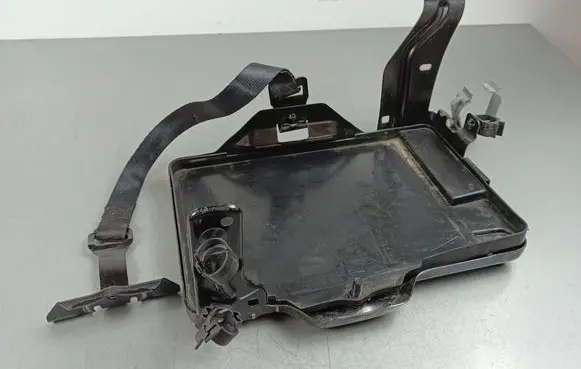Jeep Compass Battery tray 517702735 51889995