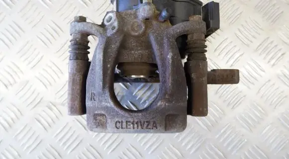 Nissan Leaf II (ZE1) Rear brake caliper 440005SA0A