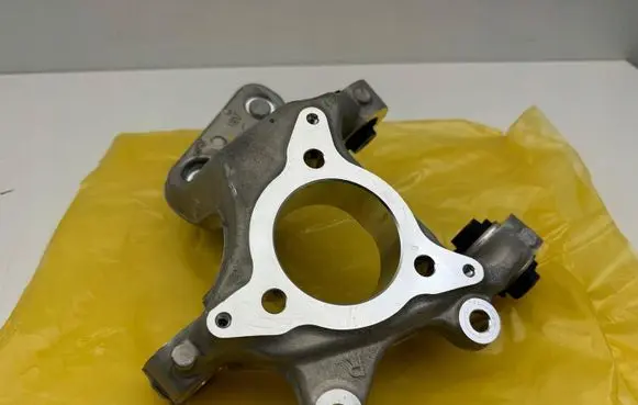 Hyundai Kona I Rear wheel hub 52711-DF000