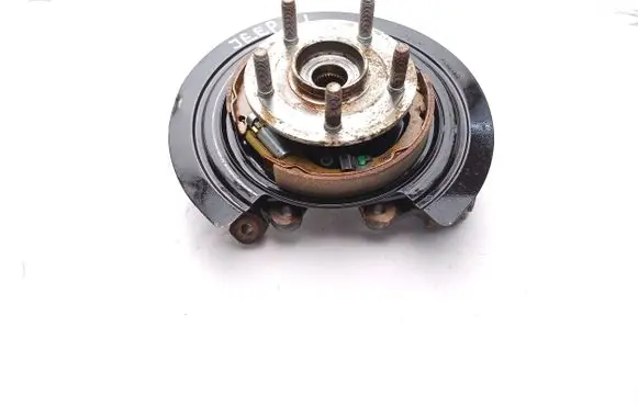 Jeep Grand Cherokee Rear wheel hub 04877113AC