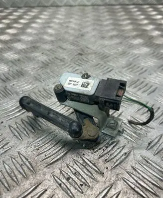 BMW X5 F15 Front height sensor lever 6867646