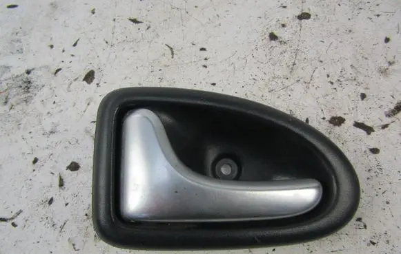 Renault Thalia I Front door interior handle 