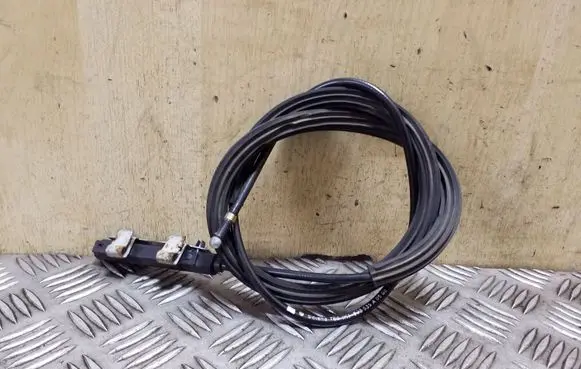 Volkswagen Golf V Engine bonnet/hood lock release cable 1K1823535A