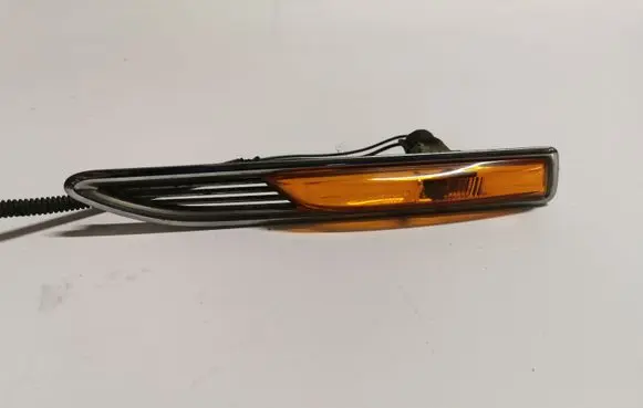 Ford Mondeo MK IV Front fender indicator light
