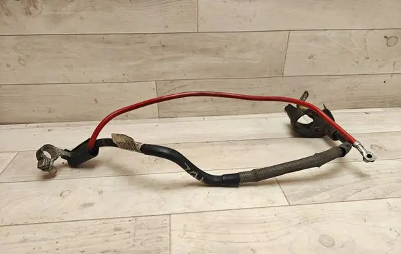 Positive cable (battery)