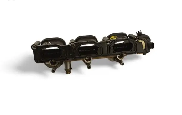 Audi Q7 4M Intake manifold 06E133340E