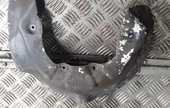 Audi A6 S6 C6 4F Front brake disc dust cover plate 4F0615312A