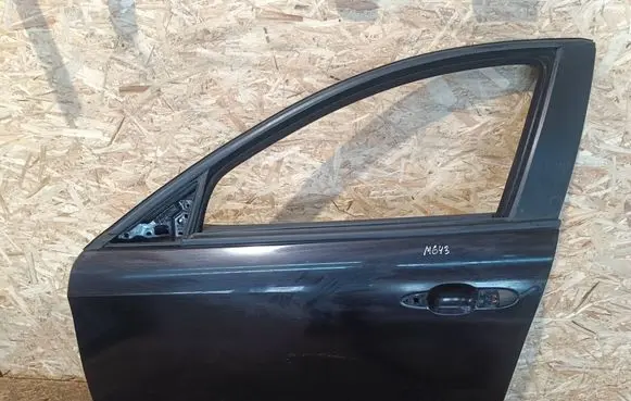 Alfa Romeo Giulietta Front door