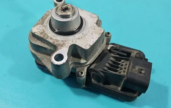 BMW X5 F15 Front gearbox reducer motor 7639261 IMPRK1462131