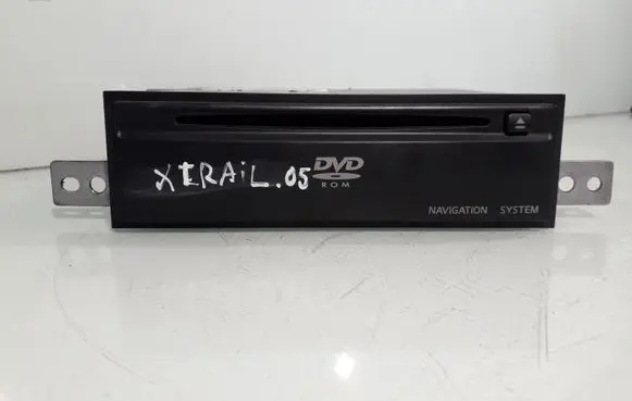 Nissan X-Trail T30 CD/DVD changer CCA8140C