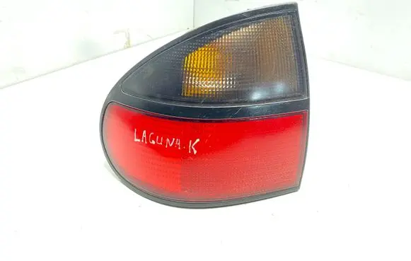Renault Laguna I Rear/tail lights 77000820253