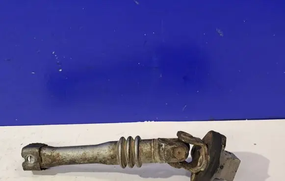 Mercedes-Benz C W204 Steering column universal joint A2034620276