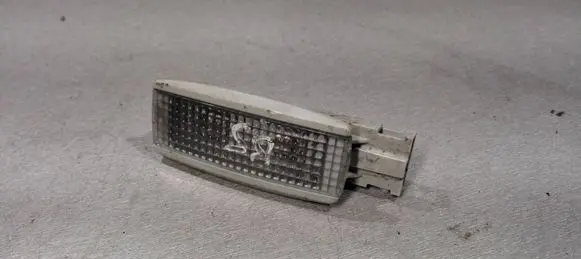 Volkswagen PASSAT B5.5 Other interior light 3B0947113