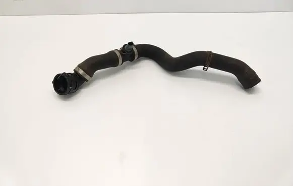 Volkswagen Touareg II Engine coolant pipe/hose 7P6122051D 7l8121115 7l6122291AC
