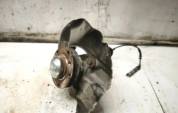 BMW 3 E46 Front wheel hub