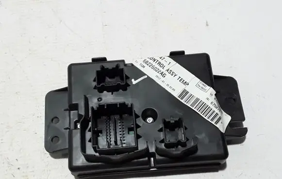 Chrysler Pacifica Other control units/modules 68226022AG