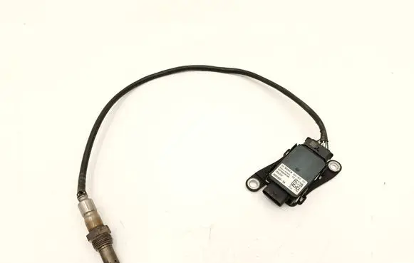 BMW 2 F46 Lambda probe sensor 8580408 0281008498