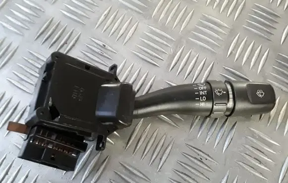 Hyundai Accent Wiper control stalk 0319LHD