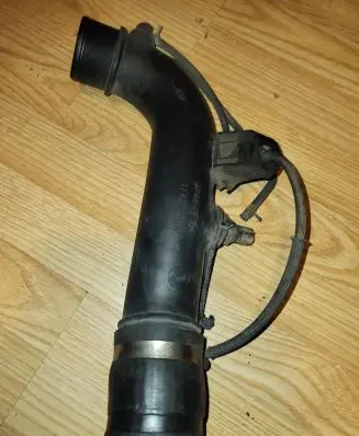 Toyota Avensis T250 Intercooler hose/pipe 173620R010