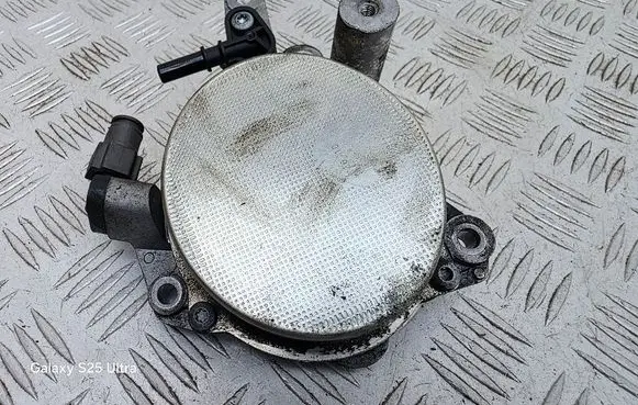 Peugeot 3008 I Vacuum pump 9673836180 7021390500
