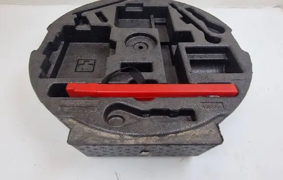 Nissan Qashqai Tool box 849A74EA1B