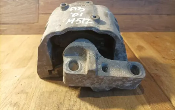Audi A3 S3 8L Engine mount bracket 1J0199262BF