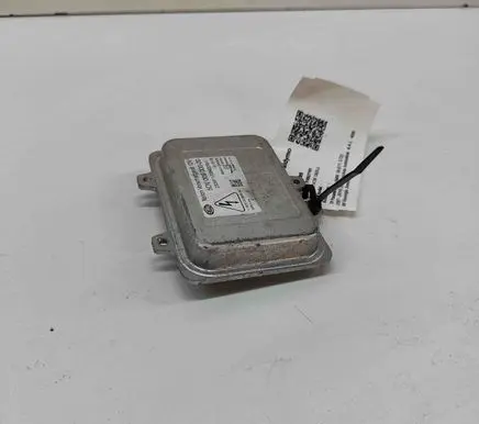 BMW X6 E71 LED ballast control module 7248050