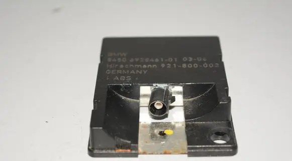 BMW 5 E60 E61 Bluetooth antenna 6928461
