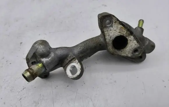 Mitsubishi Outlander Engine coolant pipe/hose