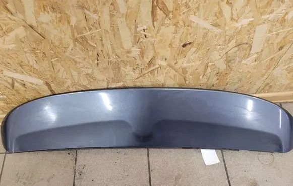 Tailgate/trunk spoiler