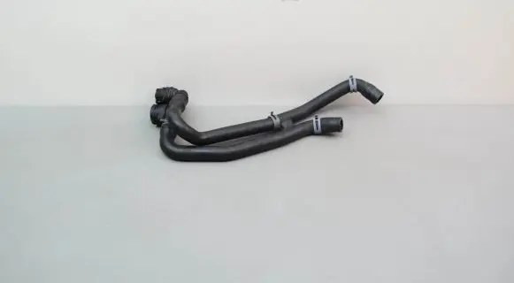 Skoda Fabia Mk4 (6VA) Engine coolant pipe/hose 2Q0121156B