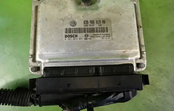 Skoda Roomster (5J) Engine control unit/module ECU