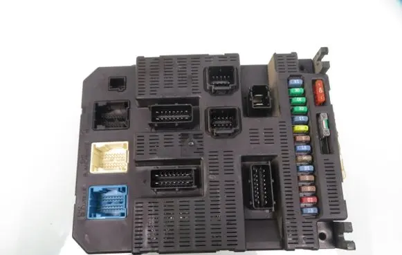 Citroen C3 Central body control module 9664156780