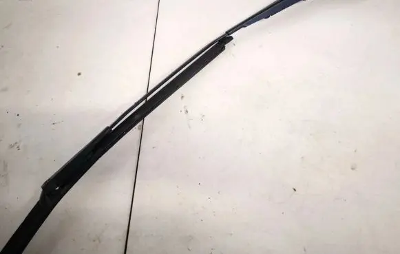 Mercedes-Benz A W169 Front wiper blade arm a1698200140