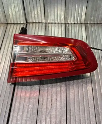 Citroen DS5 Tailgate rear/tail lights 9803167980 26220212 881C0FFR6