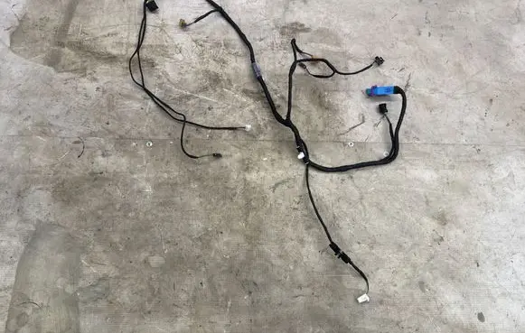 Audi A3 S3 8V Front door wiring loom 8V4971035 8V4971035DR 09032018